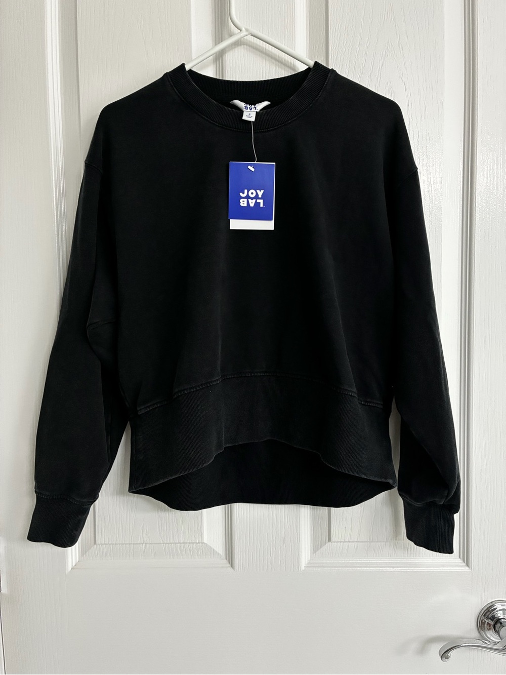 JoyLab Black Boxy Cropped Crewneck Sweatshirt